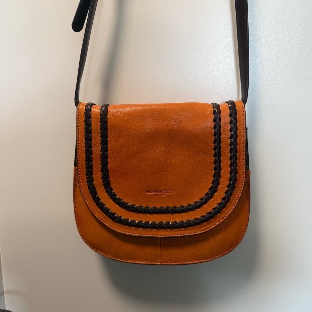 Tignanello Orange Leather Flap Front Saddle Bag Crossbody Accordion Style‎ Purse - Picture 2 of 12